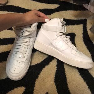 NIKE AIR FORCE 1 HIGH TOPS